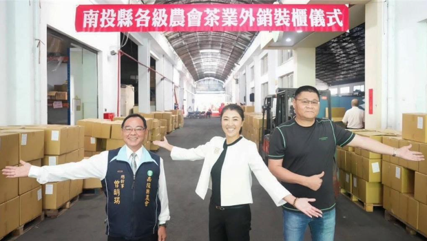 南投縣長許淑華2023年率團至杭州西湖參加“兩湖論壇”，大陸采購茶葉等農產品。