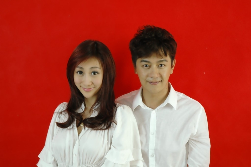陳浩民在2011年宣布與蔣麗莎注冊結婚。