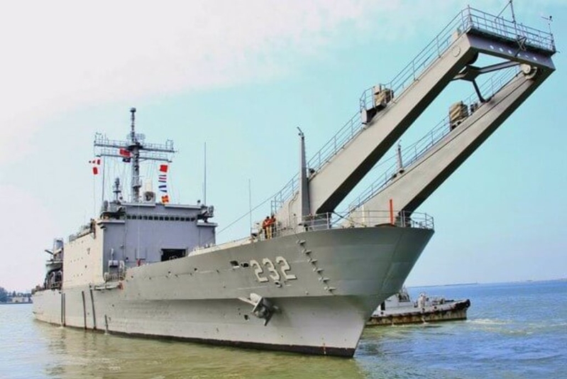 中和艦 中和艦