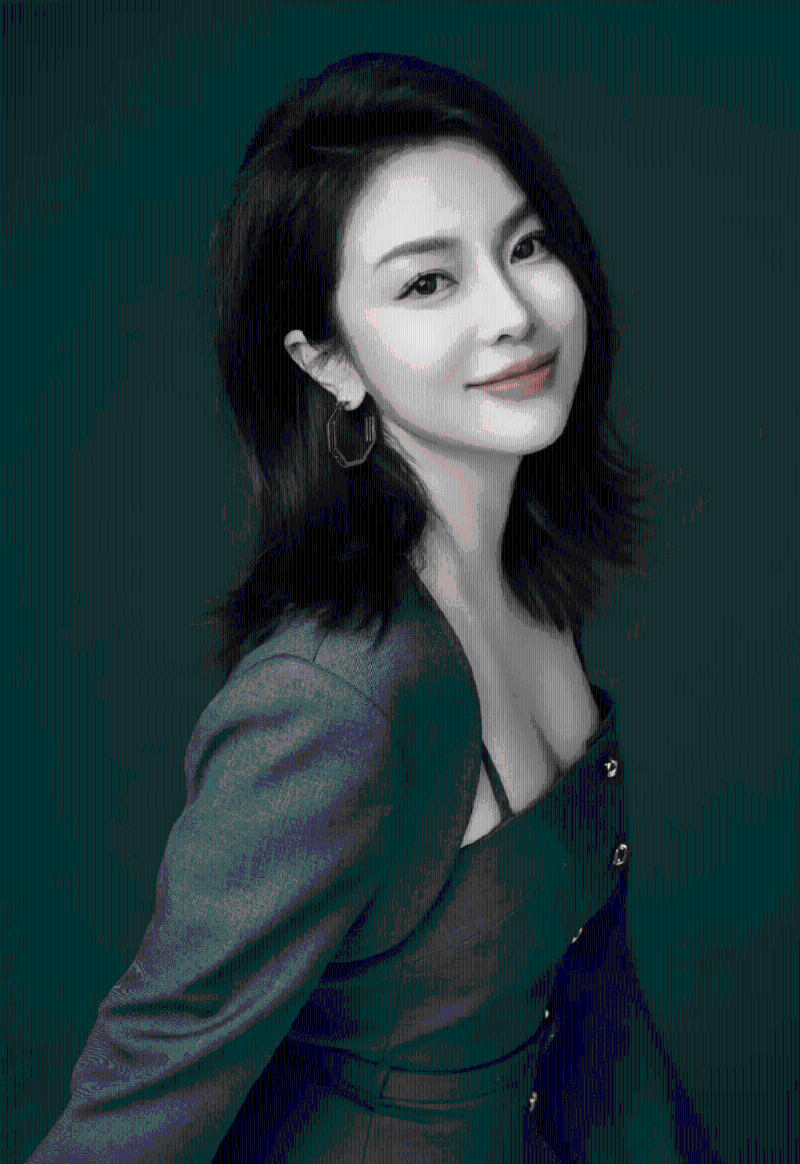 原配李艷。