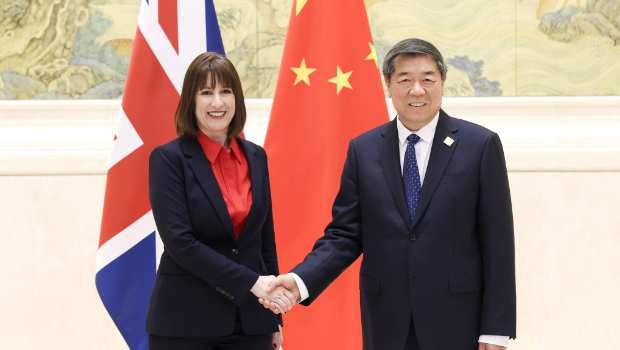 里夫斯一月曾訪問中國，與副總理何立峰會面