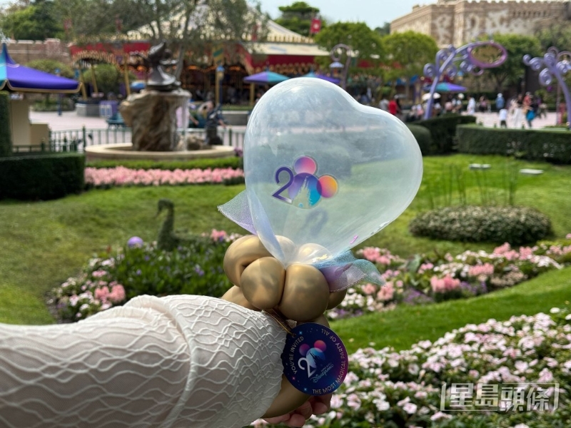 入園更可免費拎小禮物，場內的夢想公園不定時會有氣球師出現