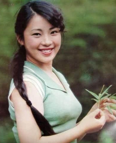 黃秋燕曾為李連杰誕下二女。