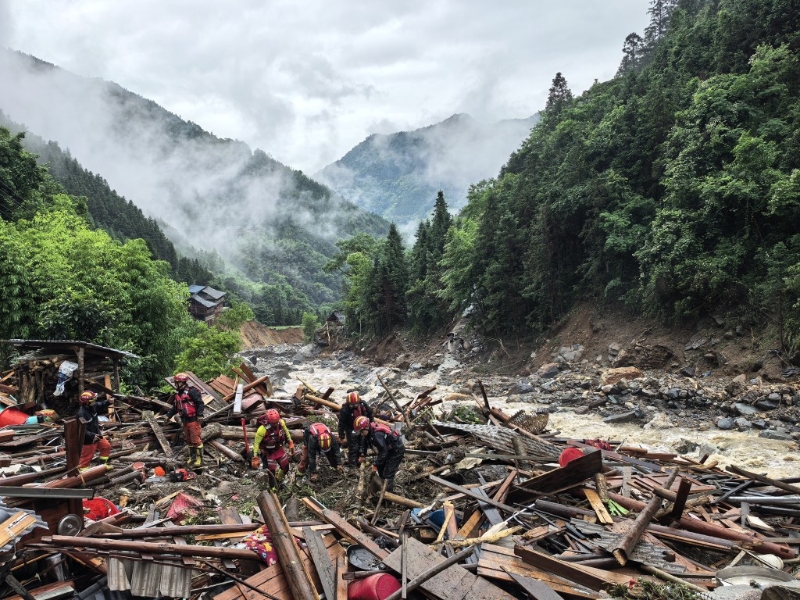 廣西桂林市龍勝縣泗水鄉三舍村突發山洪泥石流災害。