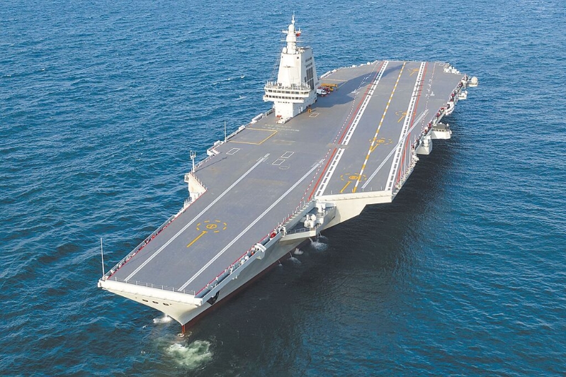 央視24日報道，作為中國首艘彈射型航空母艦，福建艦正在加緊進行海試。新華社.jpg