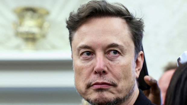 馬斯克誓言專注旗下公司業務，將恢復24小時全天候工作制。