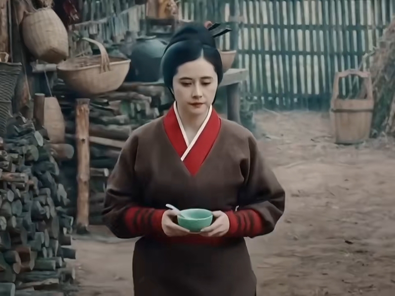 網上流出何美鈿最新作品，可見其最新狀態。