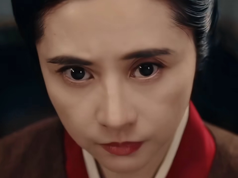 何美鈿現時演媽媽角色。