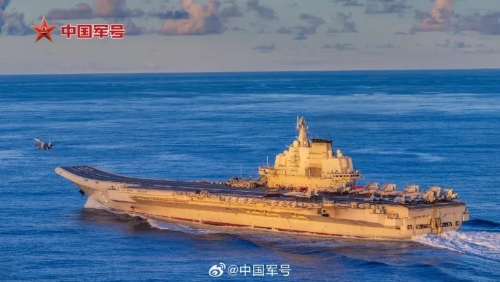 遼寧艦放飛艦載戰斗機