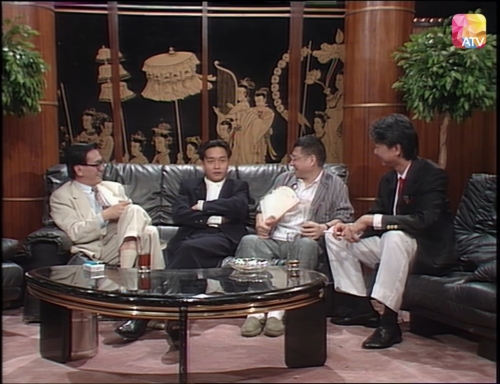 蔡瀾、黃霑、倪匡在1989年至1990年主持過兩季《今夜不設訪》，訪問過張國榮、周潤發等多位巨星。