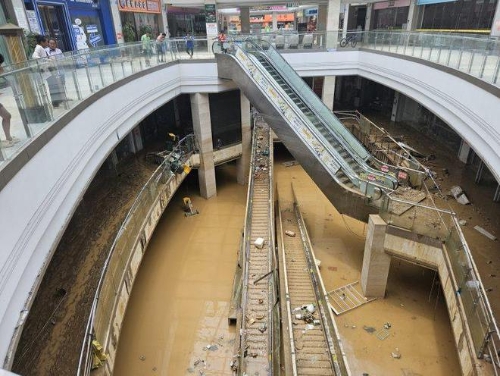 貴州榕江縣遭遇30年一遇洪水。