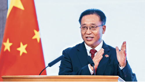 外交部駐港特派員崔建春