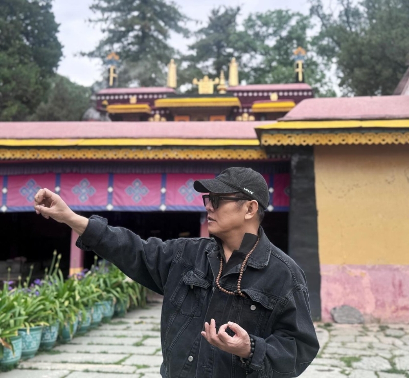 李連杰在新加坡生活。