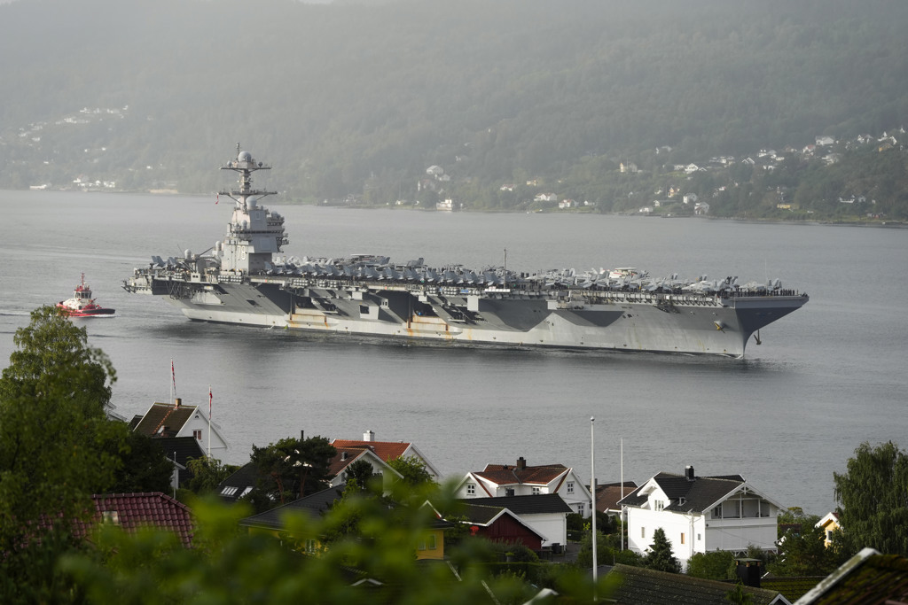 航空母艦 航空母艦