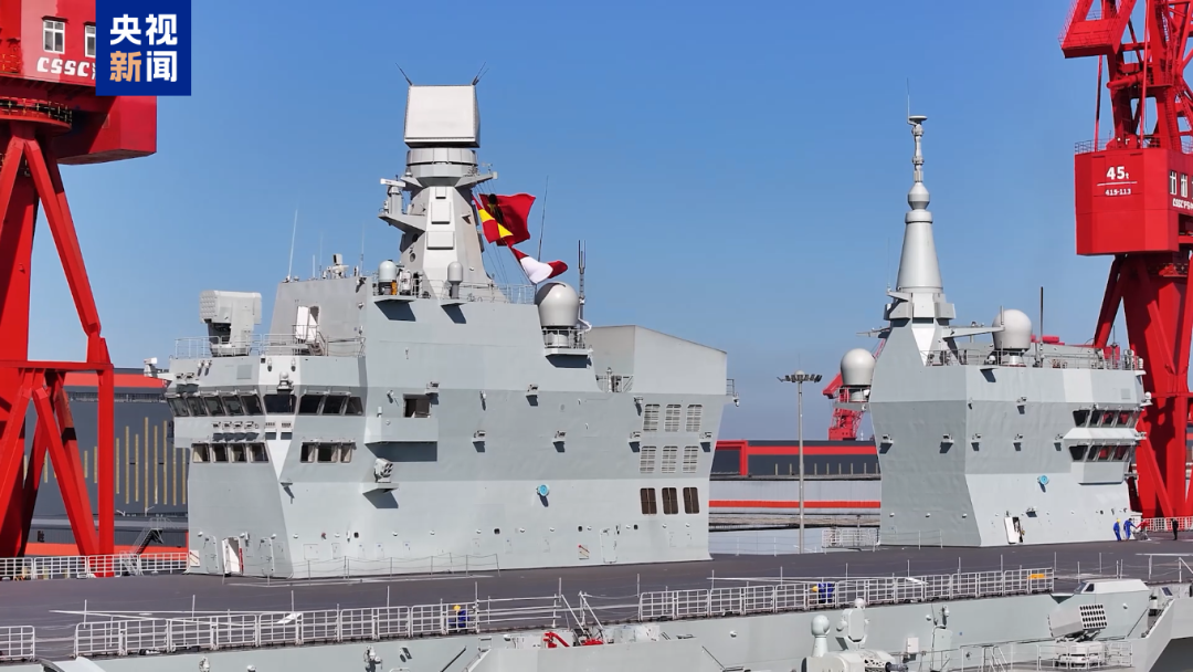 海軍四川艦開展首次航行試驗 海軍四川艦開展首次航行試驗