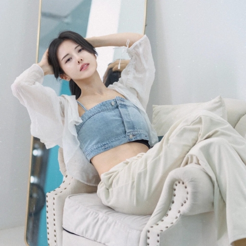 武藤彩香近日無預警宣布將暫時告別AV界。