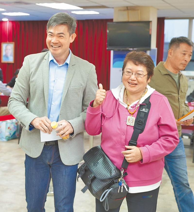 連勝武選藍中央委員